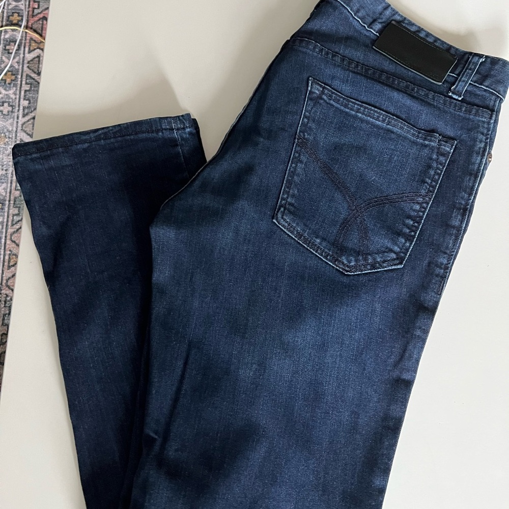 Calvin Klein Men’s slim straight blue dark wash denim